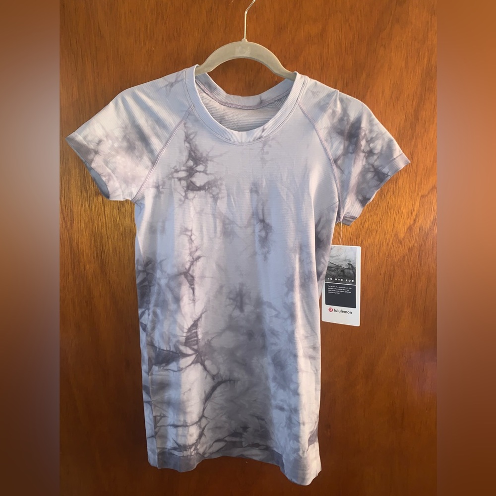Lululemon Swiftly tshirt- grey tie dye